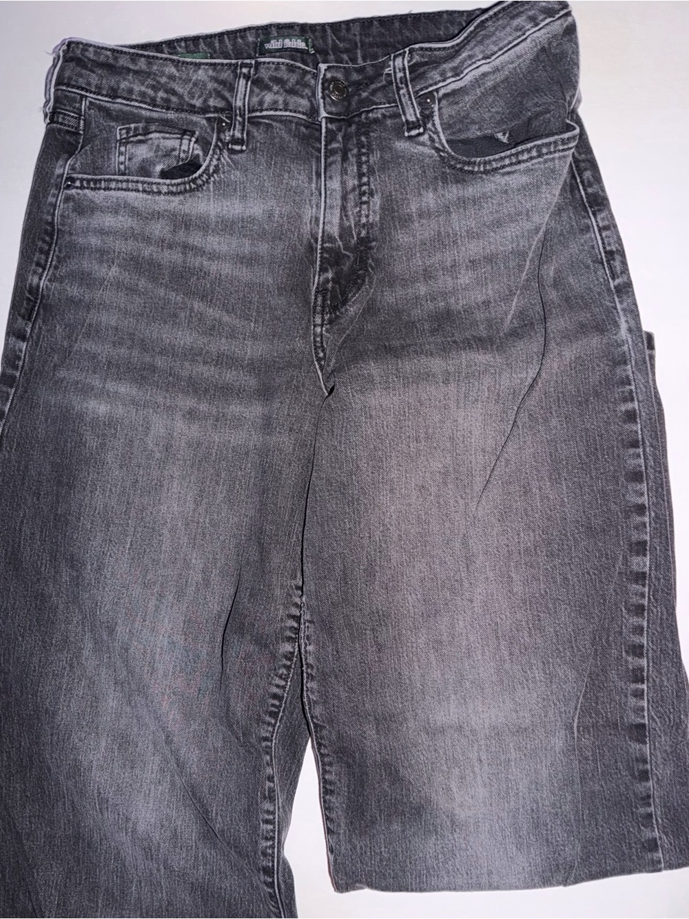 wild fable Women's Straight Leg Grey Washed Jeans